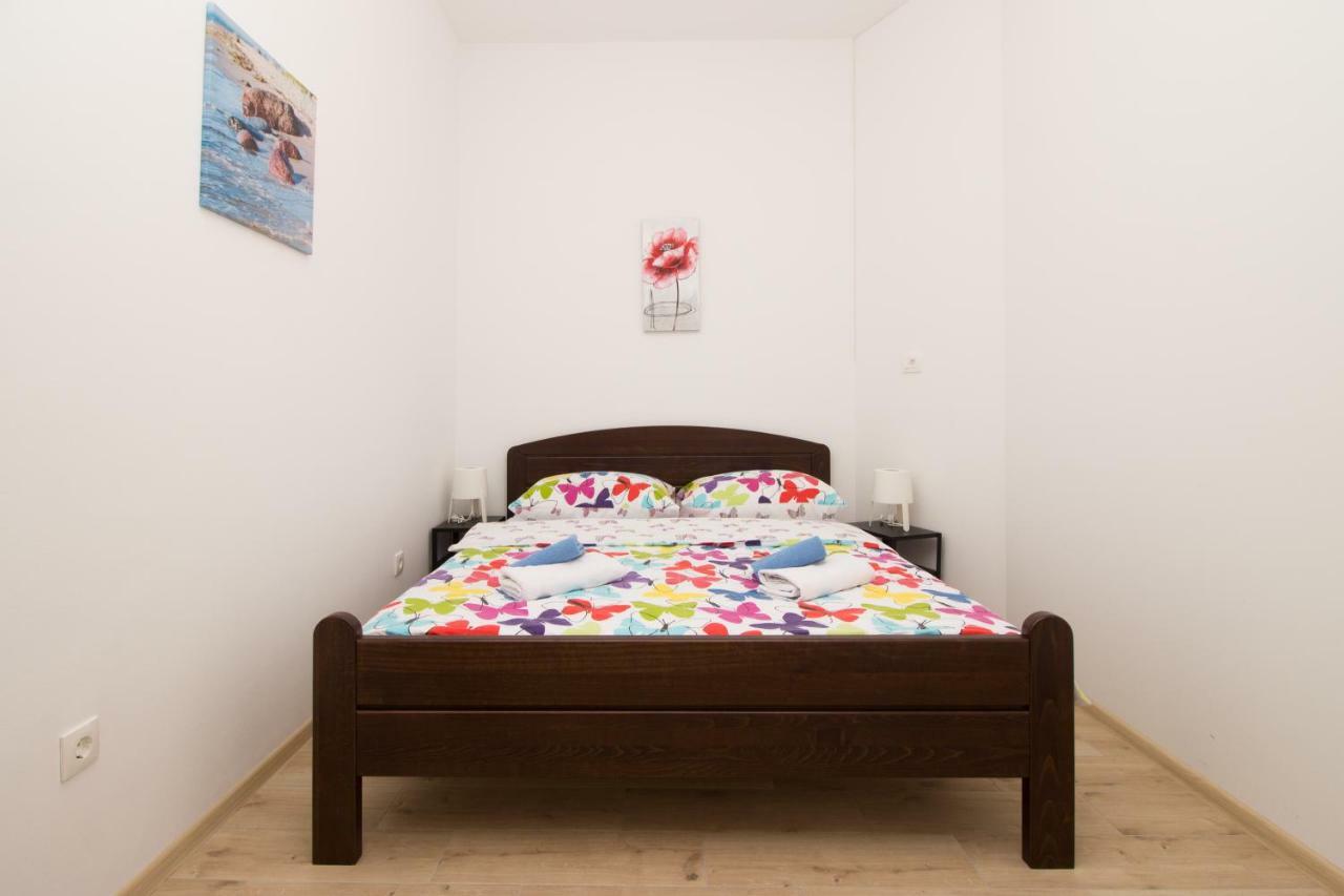 Kike 80 Apartman Split Kültér fotó